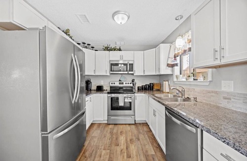 East Pensacola Heights House | Pensacola Townhome near beach and downtown area.