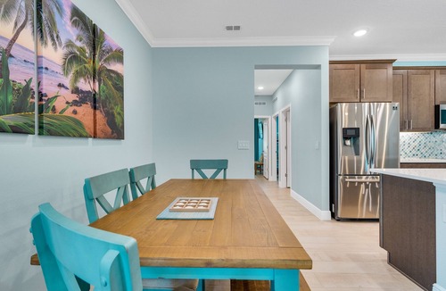 Crystal Lakes House | Perfect Beach House with Private Heated Pool, Walking Distance to the Beach