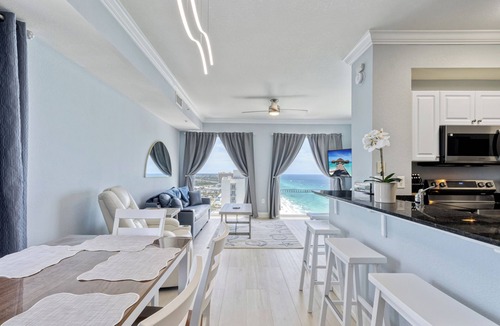 El Centro Beach Apartment | Perfect Family Beach Getaway Relaxing Gulf Front Condo Amazing Resort Amenities