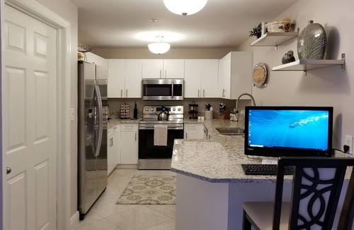 Vanderbilt Beach Condo | Perfect Getaway! Walk To Vanderbilt Beach - Immaculate!