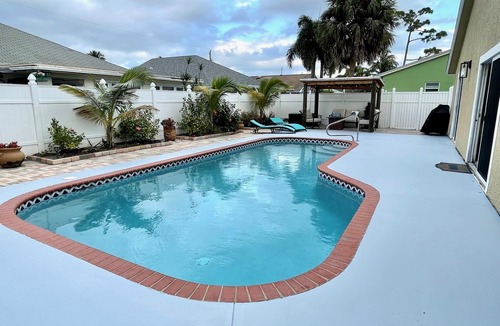North Palm Beach Heights House | Perfect Jupiter Vacation House with Private Pool