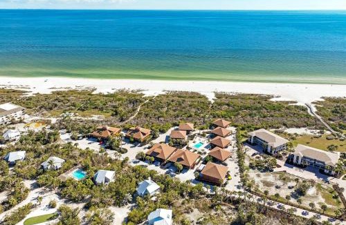 Sanibel House | Pet friendly 3BR Villa with Gulf Views & Rooftop Sundeck - Private Beach - Signal Inn 17