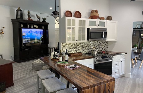 Bonita Springs House | Pet Friendly Beach House. Very safe and quiet neighborhood