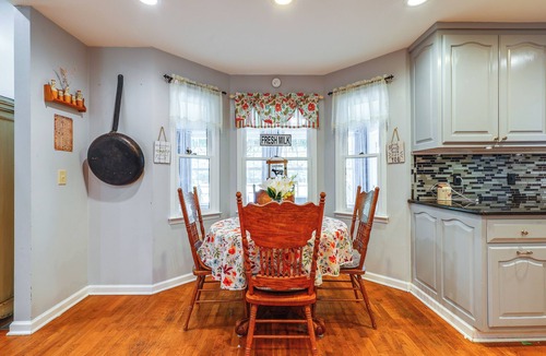 Falkville House | Pet-Friendly Falkville Home on a Working Farm!