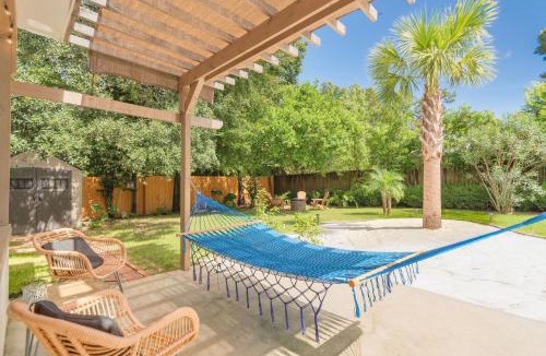 Southeast Pensacola House | Pet-Friendly Pensacola Home w/Sunny Backyard!