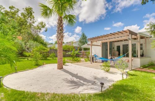 Southeast Pensacola House | Pet-Friendly Pensacola Home w/Sunny Backyard!