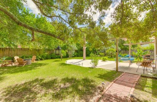 Southeast Pensacola House | Pet-Friendly Pensacola Home w/Sunny Backyard!