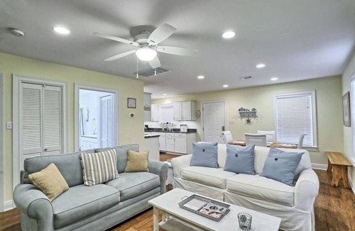 Old Town House | Pet-Friendly | Steps to Beach & Old Town BSL!