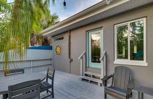 Tarpon Springs House | Pet-Friendly Waterfront Home - 2 Mi to Beach!