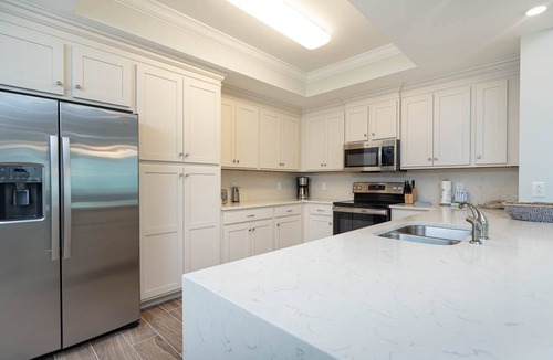 Orange Beach Condo | Phoenix Gulf Towers 704 4 Bedroom Condo