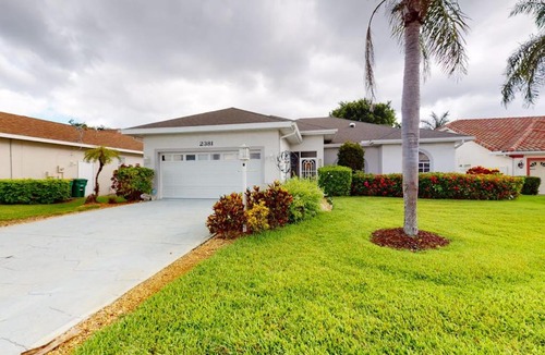 Crown Pointe House | Piccadilly Place