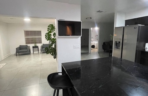 South Venice House | Pleasant 3-bedroom house with AC in charming Venice