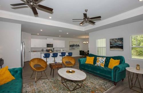 Foley House | Pleasant Dreams House during November 2023 with a