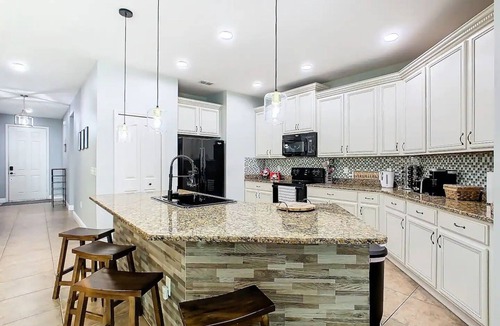 Crystal Cove House | Pool, Game Room, Dream Home Near Disney Parks
