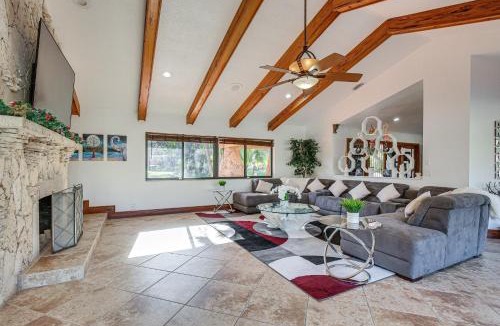 Coral Springs Villa | Pool & Hot Tub: Spacious Villa in Coral Springs!