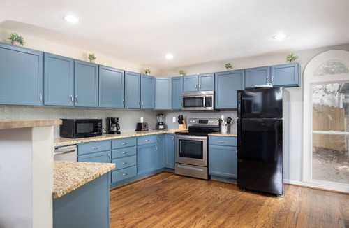 Crestline Heights House | Pool Huge Porch Terrace House