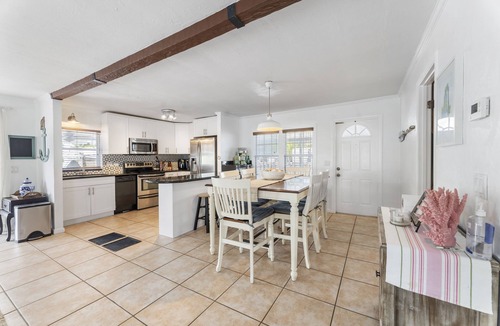Cross Key Waterways House | Pool, large dock,walk to restaurants, Pennekamp and relax in Key Largo