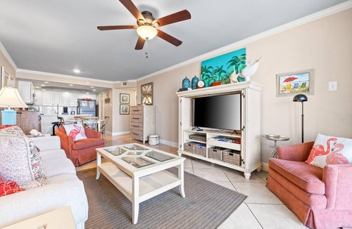 Gulf Lagoon Beach Condo | Pool Side Beach Front Condo with Murphy Bed! PW110