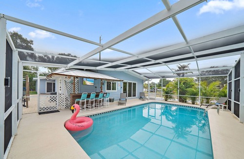 West Bradenton House | Pool+Tiki Bar+Mini Golf+Game Room near IMG,beaches