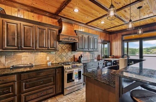 Arley House | Pop's Place: 5 BR, 3 BA in Arley, Sleeps 13