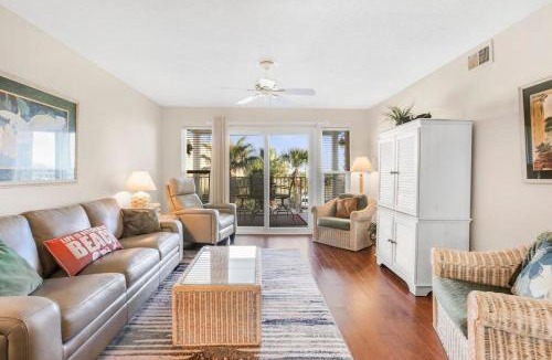 Orange Beach East House | Portside 204- Best of Beach & Bay