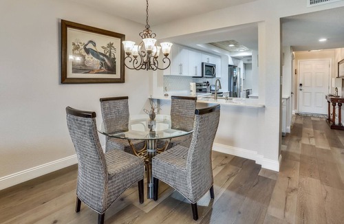 Sunset Beach Condo | Premier Top Floor Condo with Bay View - - Pool, Hot Tub - Land's End 4-405