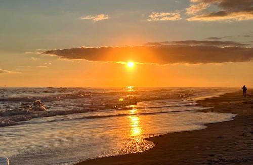 Surf Side Shores House | Private Beach-Private Pool-Easy walk to the Beach