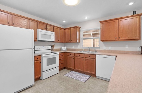 The Villages Villa | Private Courtyard Villa with All-Weather Lanai Near Brownwood