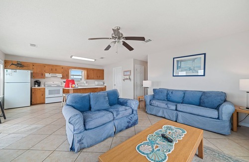 Fort Morgan Pines House | PRIVATE HOME, QUIET AREA, PERFECT GETAWAY, WATER VIEWS