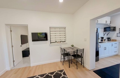 Westchester House | Private Miami Casita w/Yard & Parking