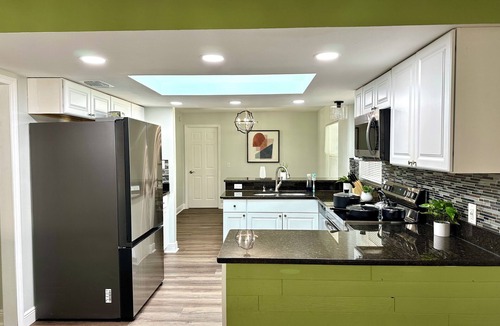 Monterey House | Private Pool 4BR Retreat Sleeps 10 Near Orlando Attractions