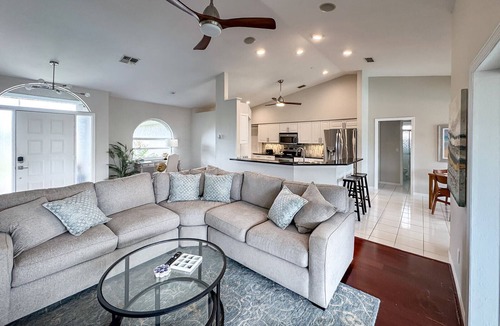 Crown Pointe House | Private pool home in Naples, Large lanai! 3 bedroom, sleeps 7