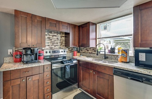 Regency Park House | Private Pool! Port Richey Home Near Coast & Trails