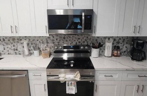 Parker Ridge House | Private Room in 2/1 Shared Home in SOSO West Palm Beach