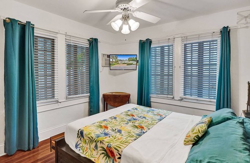 Victoria Park House | Private Salt Wtr Pool/Spa-1.4 mi FLL Art District