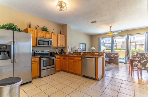Windsor Hills House | Private Splash Pool | Themed Room | Minutes to Disney | Sleeps 6