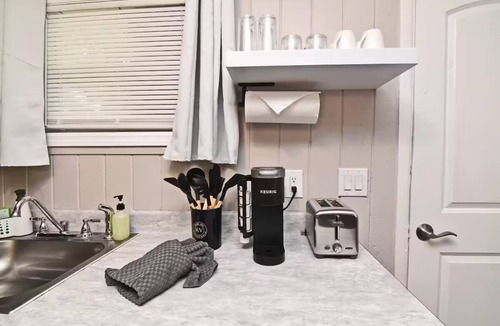 Winter Garden Apartment | Private Studio Apt #7 by Bike Trail & Historic Downtown Winter Garden