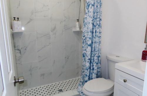 New Port Richey House | Private Studio in Holiday, Florida
