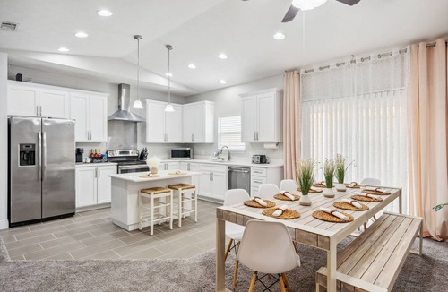 Inlet Beach Heights House | Private Swim Spa and Beach Gear 4BR Retreat Walk to Beach Near 30A