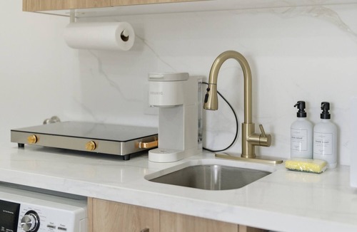 Miami Gardens Apartment | Promo Deal. Comfy Stay Near Hard Rock Stadium.