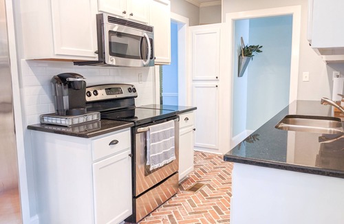Thomasville House | QUAIL COTTAGE - Downtown Thomasville!