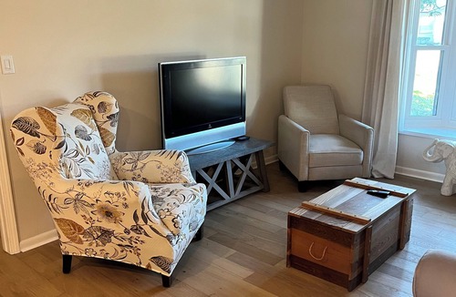 Dolphin's Cove House | Quaint 2-bedroom house on the boulevard within pleasant Ponte Vedra