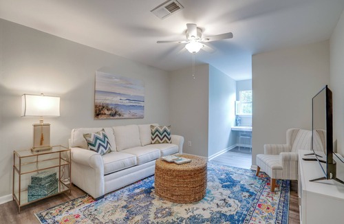 Old Town Apartment | Quaint loft in the heart of downtown Bay St. Louis
