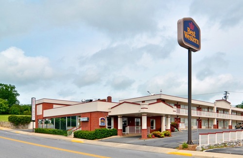 Luray Hotel | Quality Inn