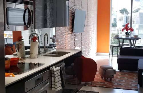 Downtown Miami Condo | QUIET CHIC & COZY CONDO HEART OF BRICKELL/MIAMI NEXT TO BRICKELL CITY CENTER