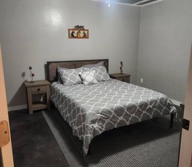 Andalusia Apartment | Quiet Guest Cabin in Andalusia, Alabama