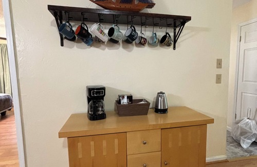 Port Orange House | Quiet Neighborhood 10 minutes from the beach and minutes from great eats