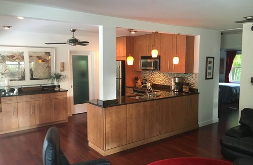 Alta Vista House | Quiet Tropical DTWN 5 Star Home near>Sarasota Legacy Bike Trl & Trolley to Beach