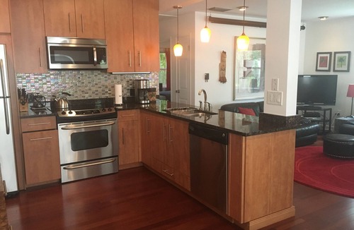 Alta Vista House | Quiet Tropical DTWN 5 Star Home near>Sarasota Legacy Bike Trl & Trolley to Beach