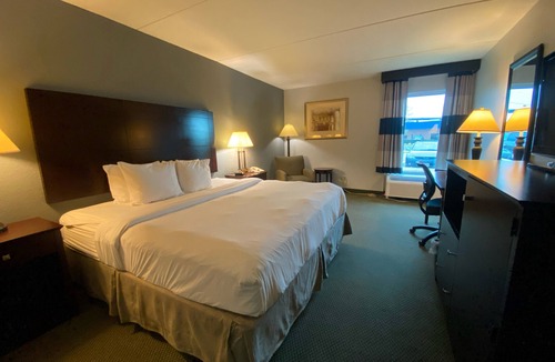 Luling Hotel | Ramada by Wyndham Luling/Kenner South